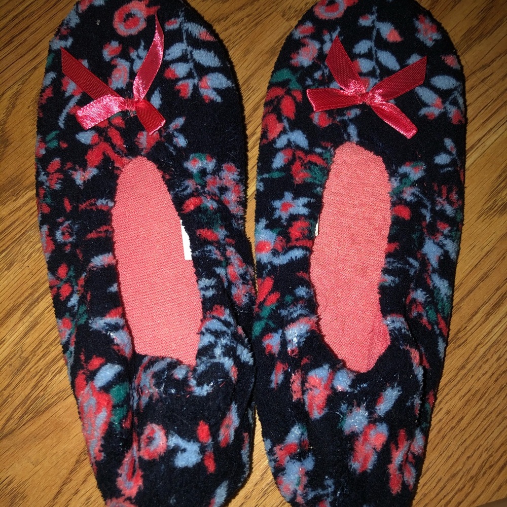Slippers brand new never worn